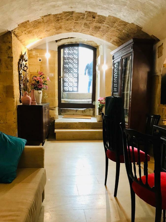 Ponticelli B&B Boutique กราวีนา อิน ปูเลีย ภายนอก รูปภาพ
